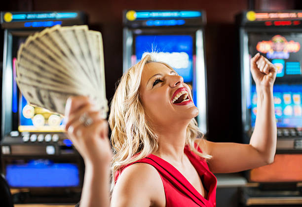 gledek88 mobile app interface showing live football betting and casino games